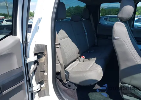 2017 Ford F-150 Xlt z USA, uszkodzony, nr VIN 1FTEX1EP7HFA07145